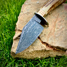 Load image into Gallery viewer, Mini Damascus Hunter