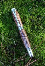 Load image into Gallery viewer, Black Palm Fountain Pen
